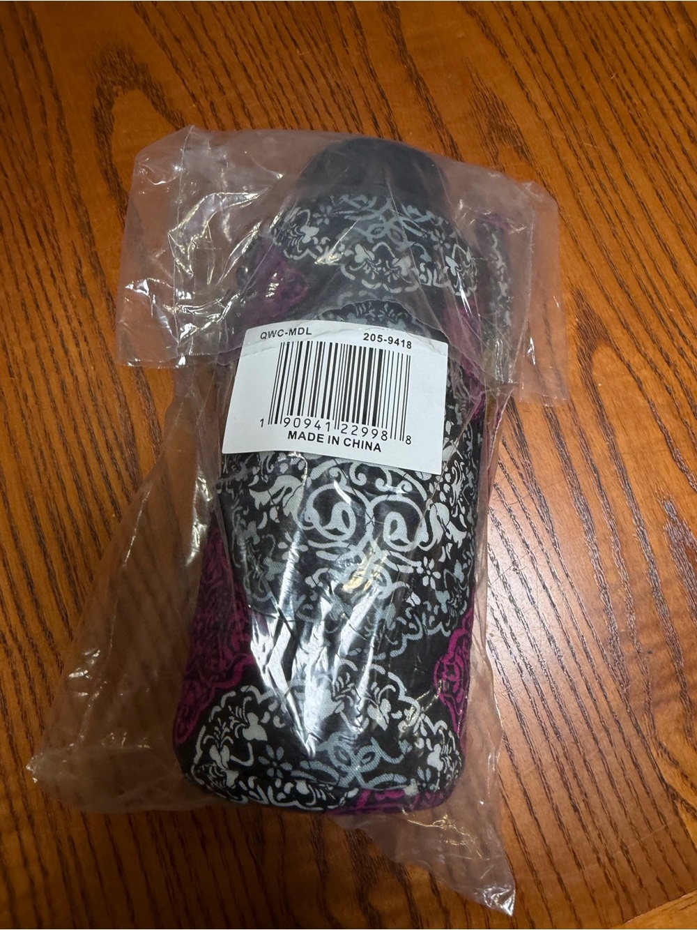 Quilted Water Bottle Carrier Black Gray Magenta Floral New Sealed QWC-MDL